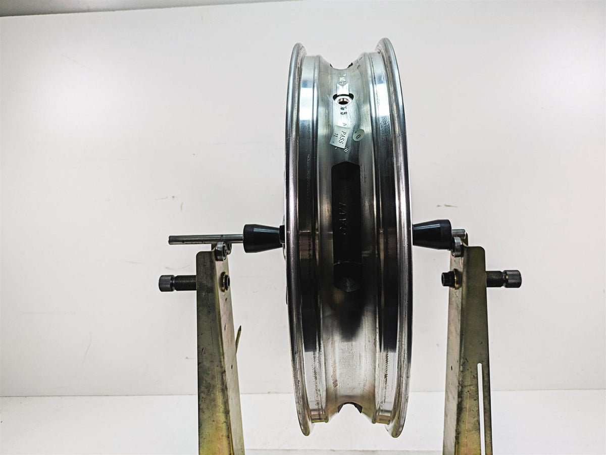 2020 Harley Touring FLHX Street Glide 19x3.5 Enforcer Front Wheel -Read 43300336 {{ shop.shopifyCountryName }} - Mototech271