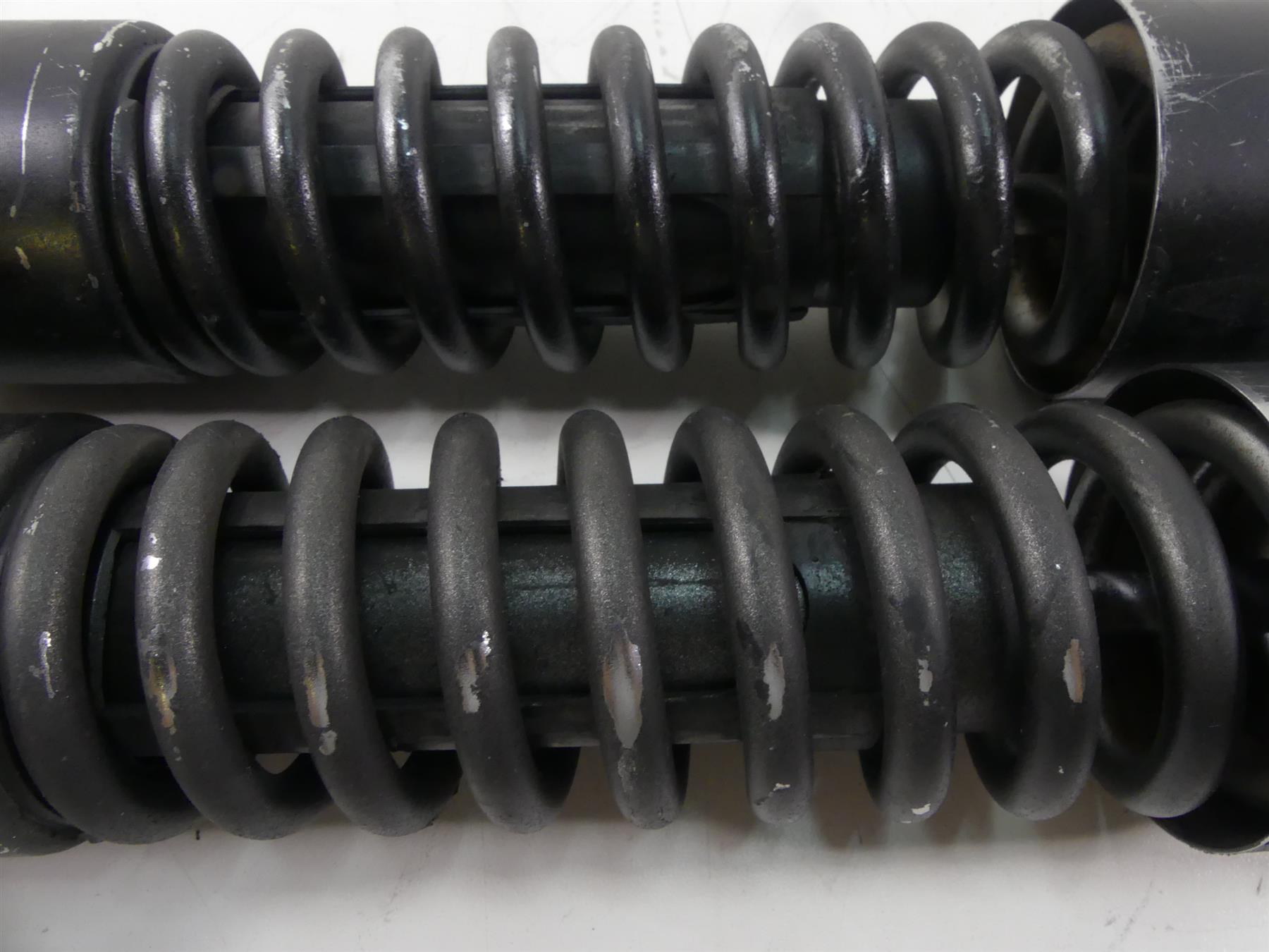 2009 Harley FXDF Dyna Fat Bob Straight Rear Shock Set 12" - Read 54537-08A {{ shop.shopifyCountryName }} - Mototech271