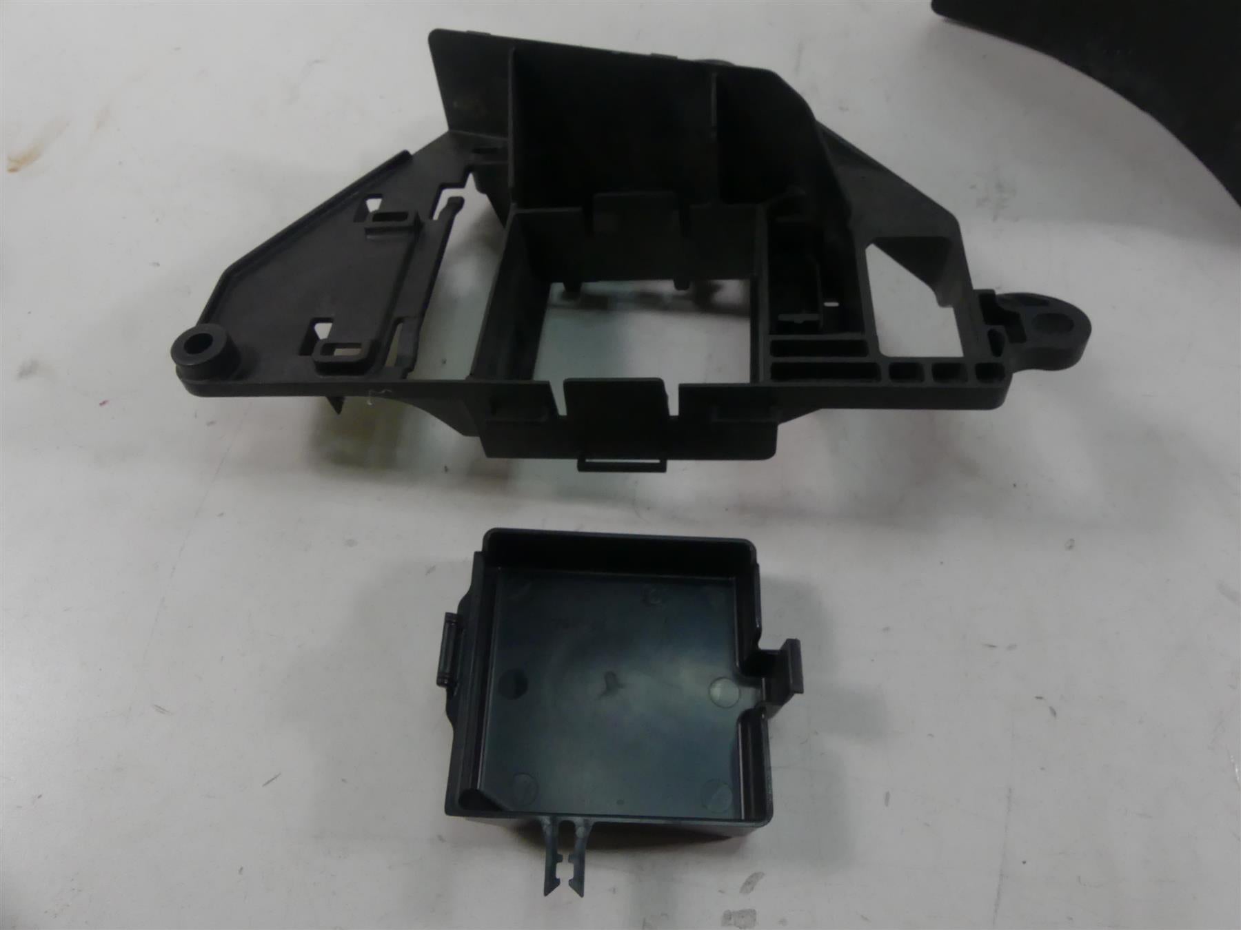 2010 Harley Touring FLHX Street Glide Battery Tray Electric Holder Set 66281-09 {{ shop.shopifyCountryName }} - Mototech271