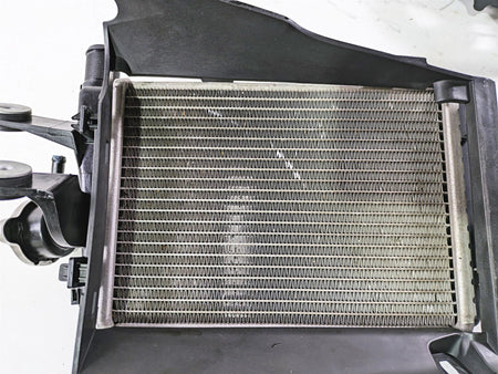 2018 BMW R1200GS GSW K50 Right Radiator + Reservoir Fan & Cover Set 17118546416 {{ shop.shopifyCountryName }} - Mototech271