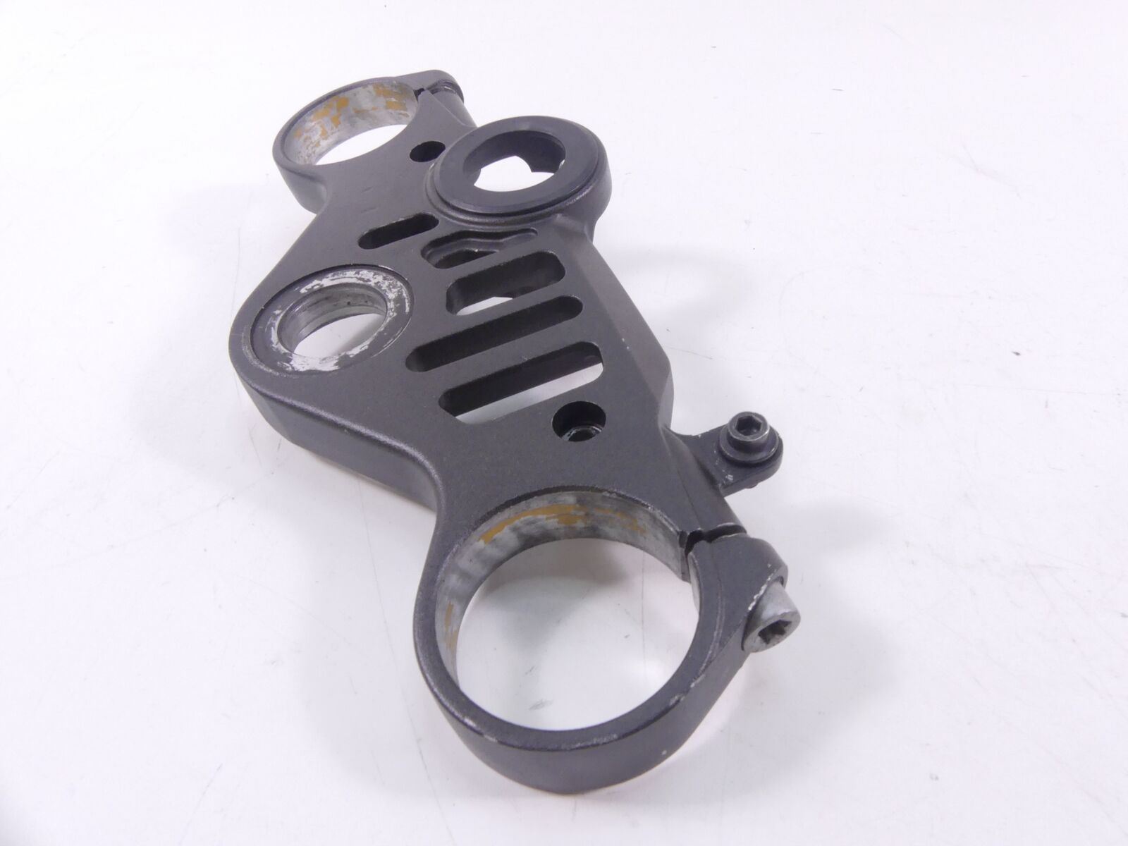 2015 Yamaha YZF-R1M Upper Triple Tree Steering Clamp 2CR-23435-01-00 {{ shop.shopifyCountryName }} - Mototech271