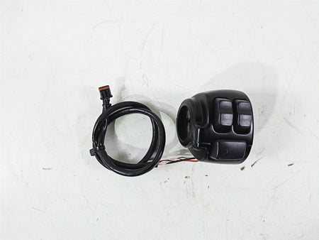 2018 Harley FXBR Softail Breakout Left Hand Blinker Control Switch 71500292 {{ shop.shopifyCountryName }} - Mototech271