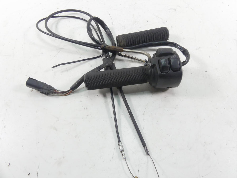 2013 Harley VRSCDX Night Rod Special Right Hand Start Control Switch 71684-06A {{ shop.shopifyCountryName }} - Mototech271