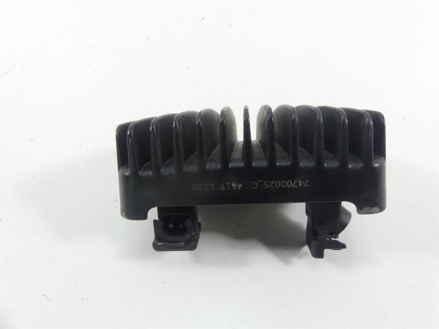 2011 Harley FXDWG Dyna Wide Glide Rectifier Voltage Regulator 74700025 {{ shop.shopifyCountryName }} - Mototech271