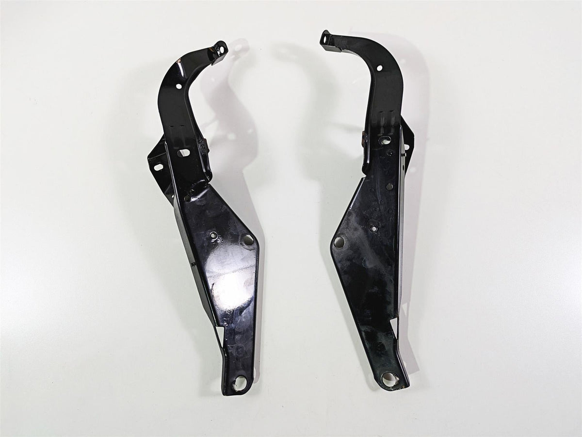 2010 Harley Touring FLHTK Electra Glide Front Fairing Bracket Set Read 58479-96B {{ shop.shopifyCountryName }} - Mototech271