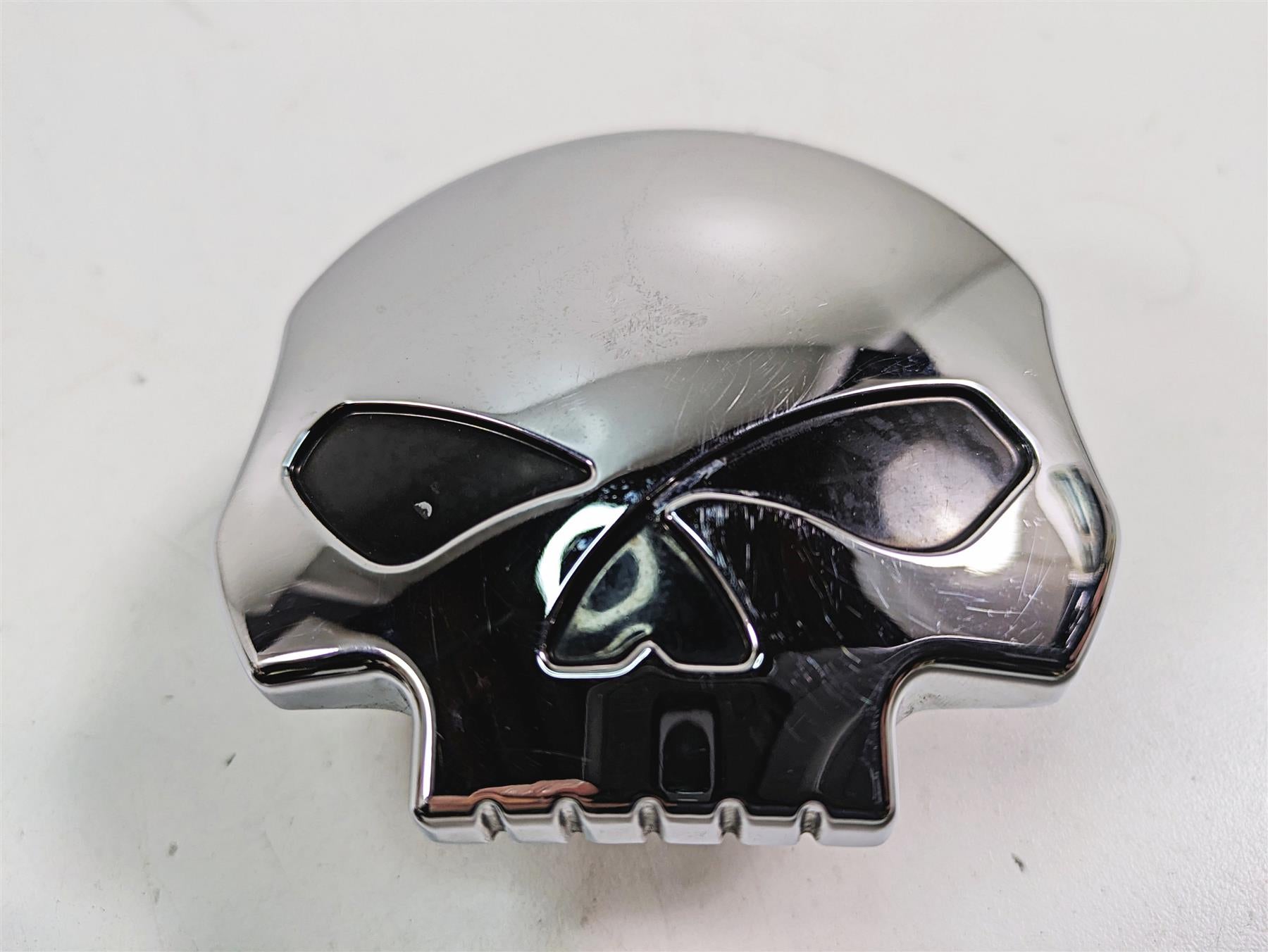 2009 Harley Softail FLSTSB Cross Bones Skull Fuel Gas Level Gauge Cap 75098-08A {{ shop.shopifyCountryName }} - Mototech271