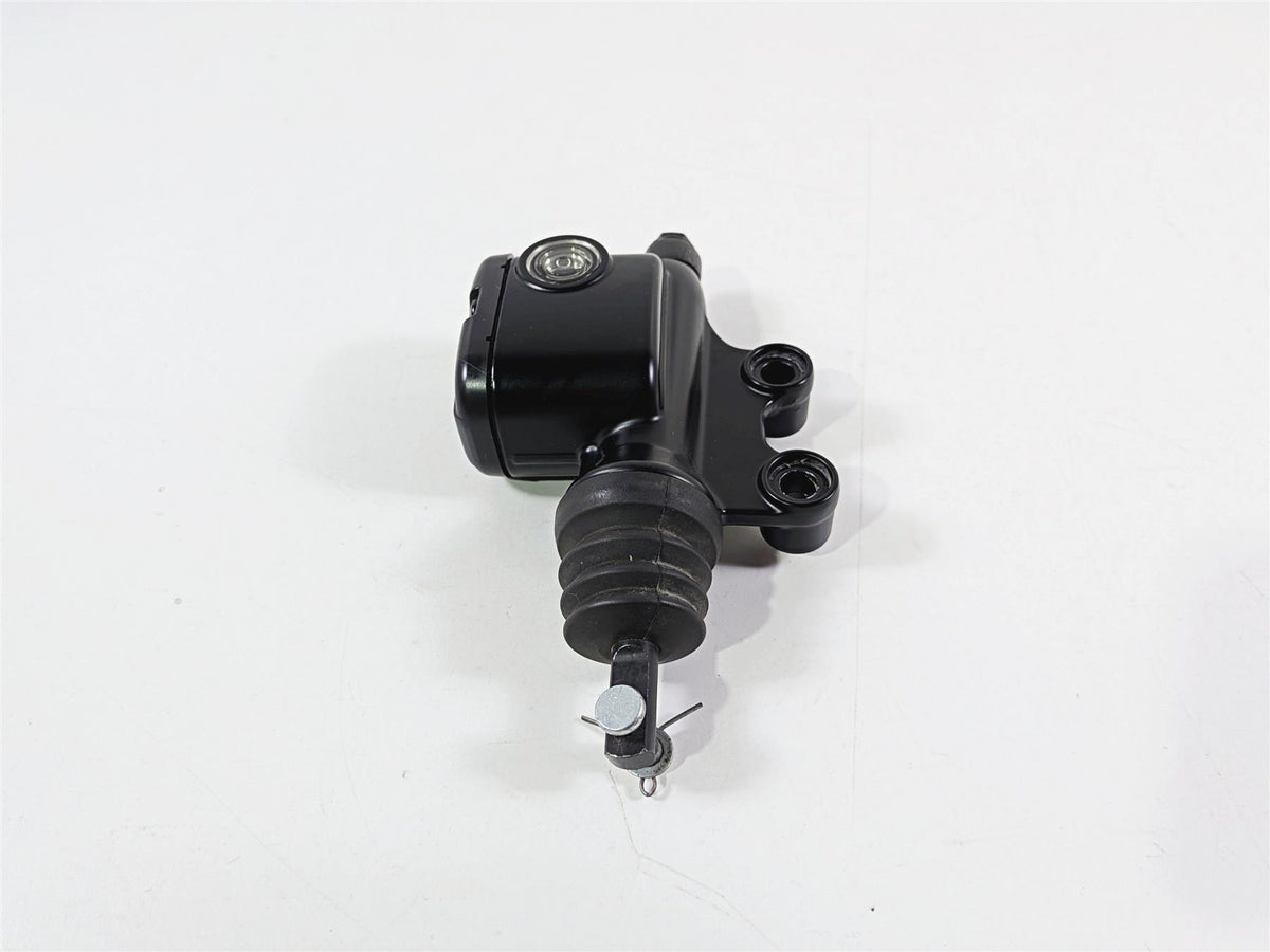 2018 Harley Touring FLHTCU Electra Glide Brembo Rear Brake Master Cylinder 41700028A-Mototech271
