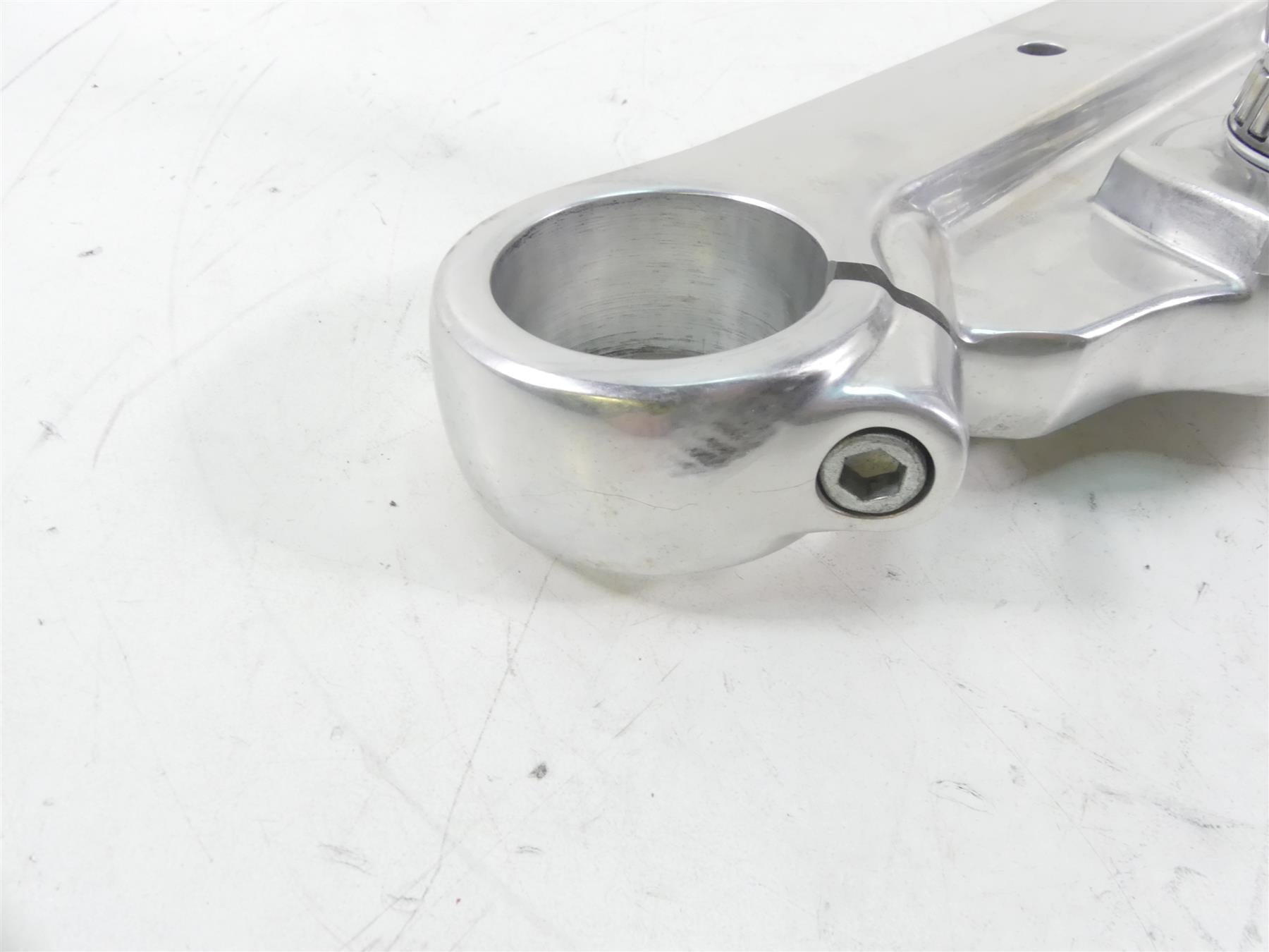 2013 Harley FXDWG Dyna Wide Glide Lower Triple Tree Steering Clamp 49mm 46386-08 {{ shop.shopifyCountryName }} - Mototech271