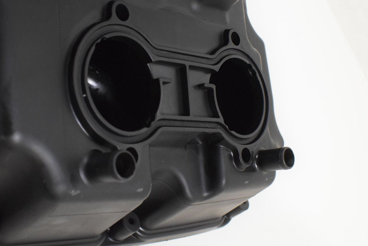 2013 Honda GL1800 B Goldwing Airbox Filter Cleaner Housing Assembl 17231-MCA-A80 {{ shop.shopifyCountryName }} - Mototech271