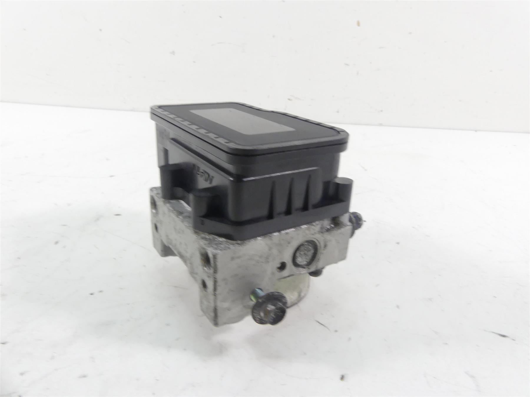 2012 Victory Cross Country Nissin Abs Brake Pump Pressure Unit Module 1911694 {{ shop.shopifyCountryName }} - Mototech271