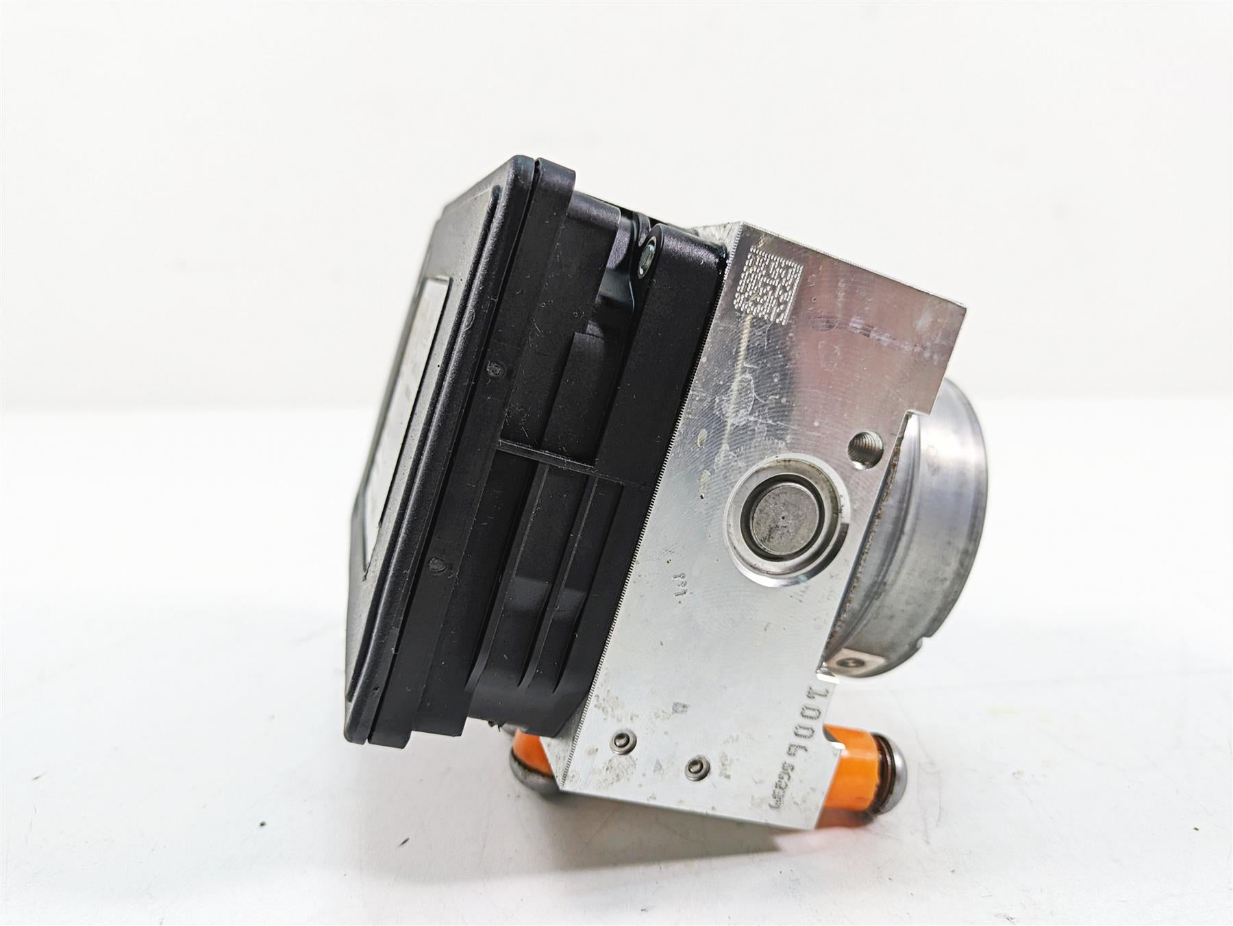 2016 BMW R1200R K53 Abs Brake Pump Unit Module 34518561705 34518566956 {{ shop.shopifyCountryName }} - Mototech271
