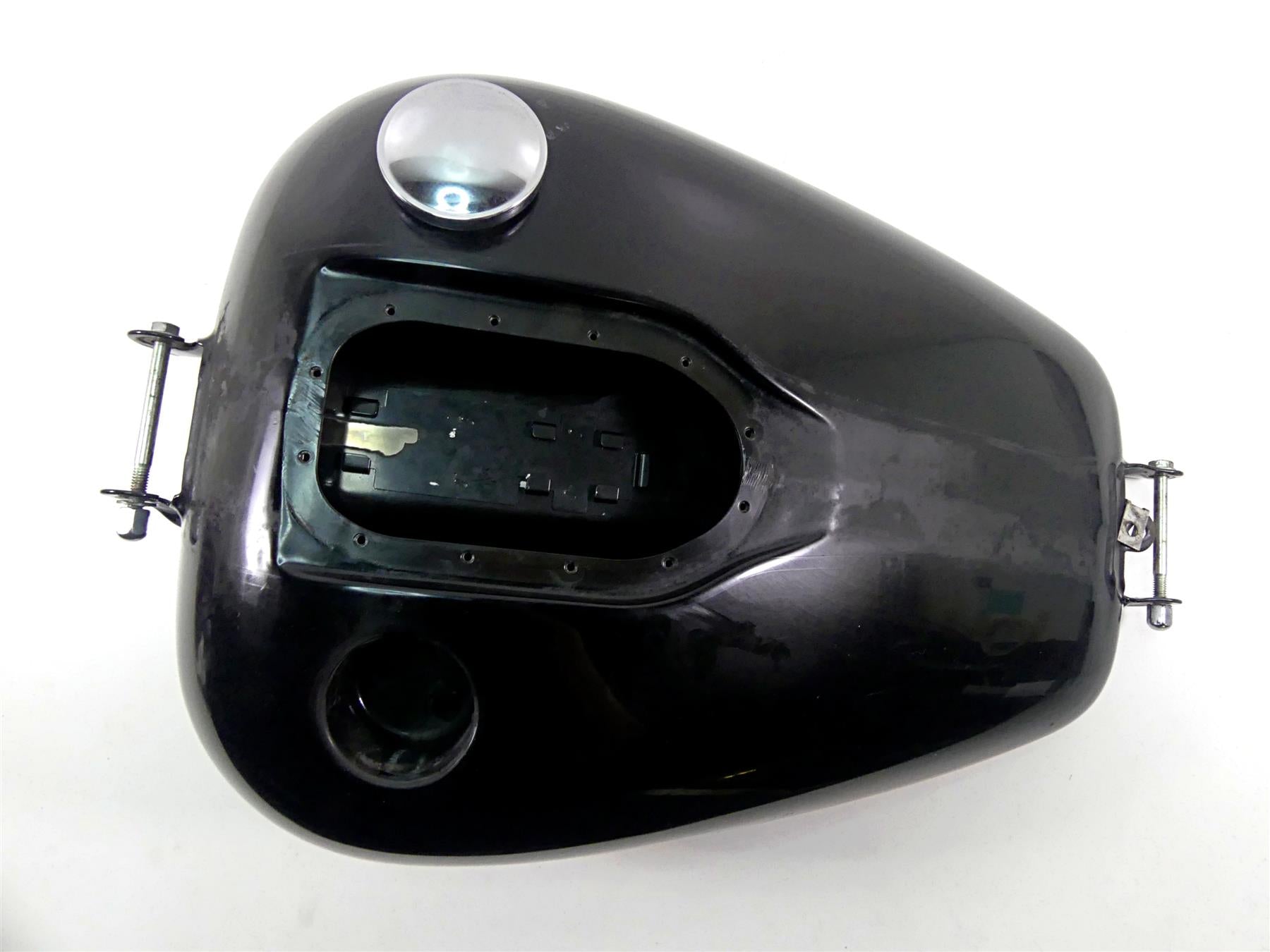 2014 Harley FXDL Dyna Low Rider Fuel Gas Petrol Tank - No dents 61000707 {{ shop.shopifyCountryName }} - Mototech271