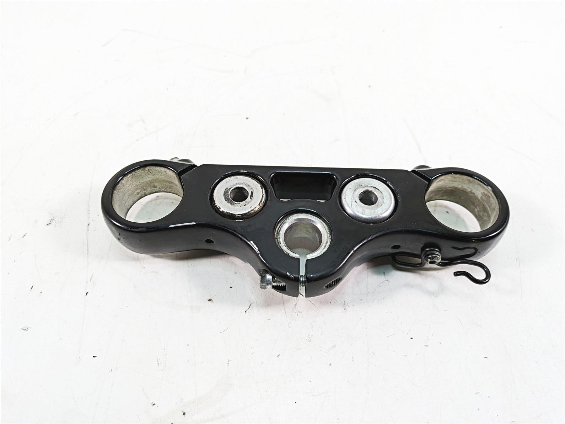 2020 Harley Softail FXBB Street Bob Upper Triple Tree Clamp 49mm 45900174 {{ shop.shopifyCountryName }} - Mototech271