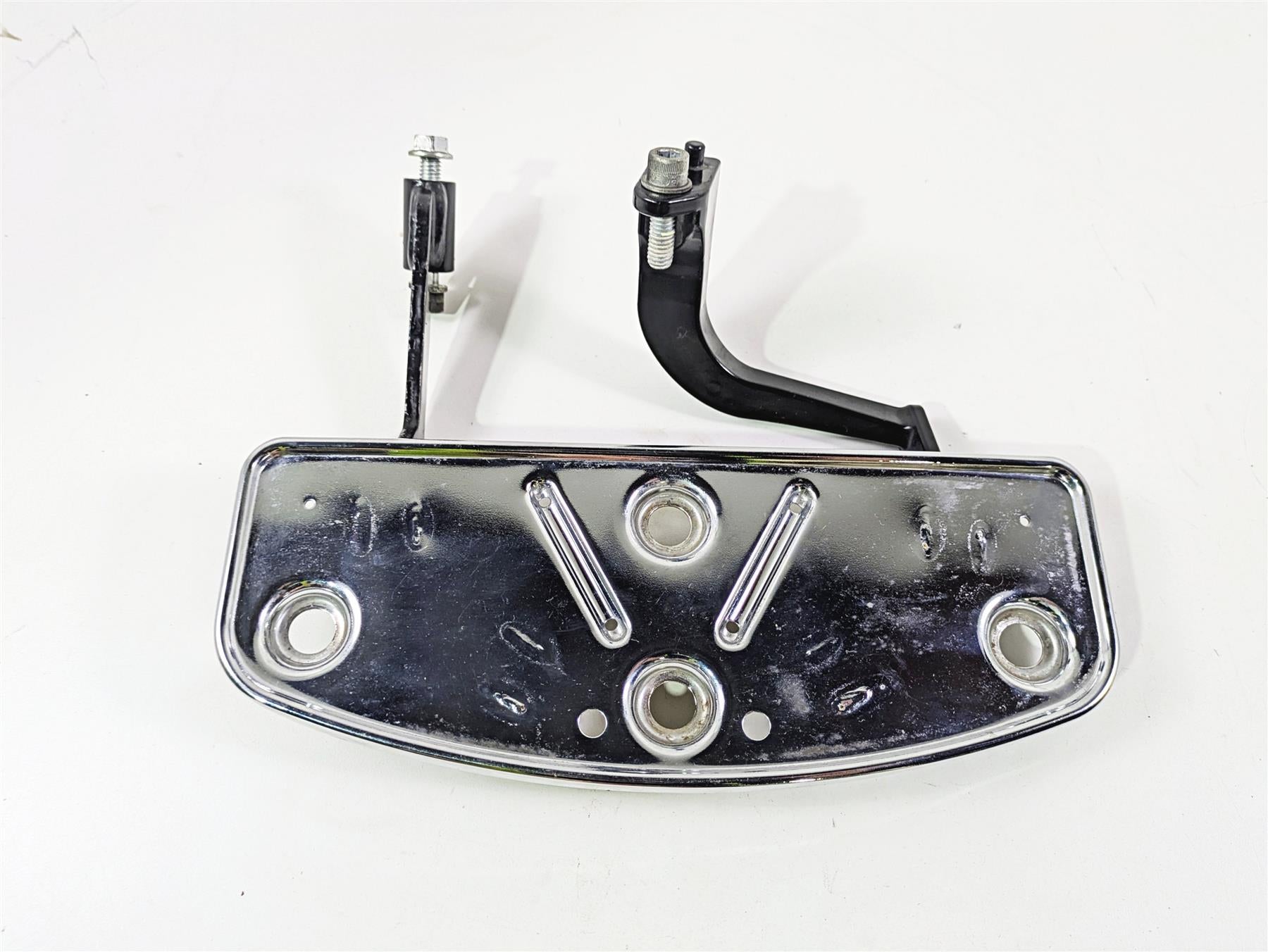 2016 Harley Touring FLHR Road King Front Left Floorboard Mounts 50621-06A {{ shop.shopifyCountryName }} - Mototech271