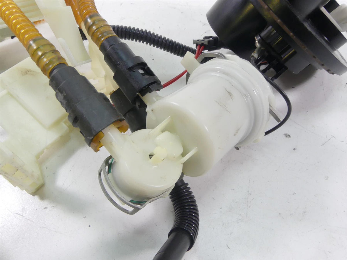 2014 Harley Touring FLHTK Electra Glide Fuel Gas Petrol Pump -Tested 75069-08 {{ shop.shopifyCountryName }} - Mototech271