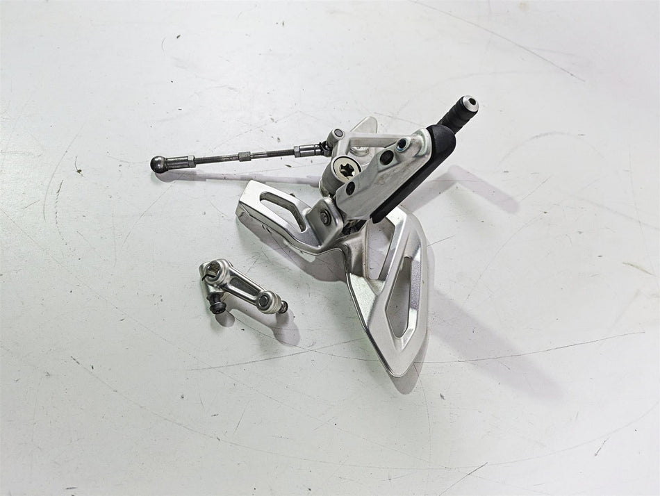 2016 BMW R1200RS K54 Left Rider Footpeg Set & Shifter 46718540796 {{ shop.shopifyCountryName }} - Mototech271