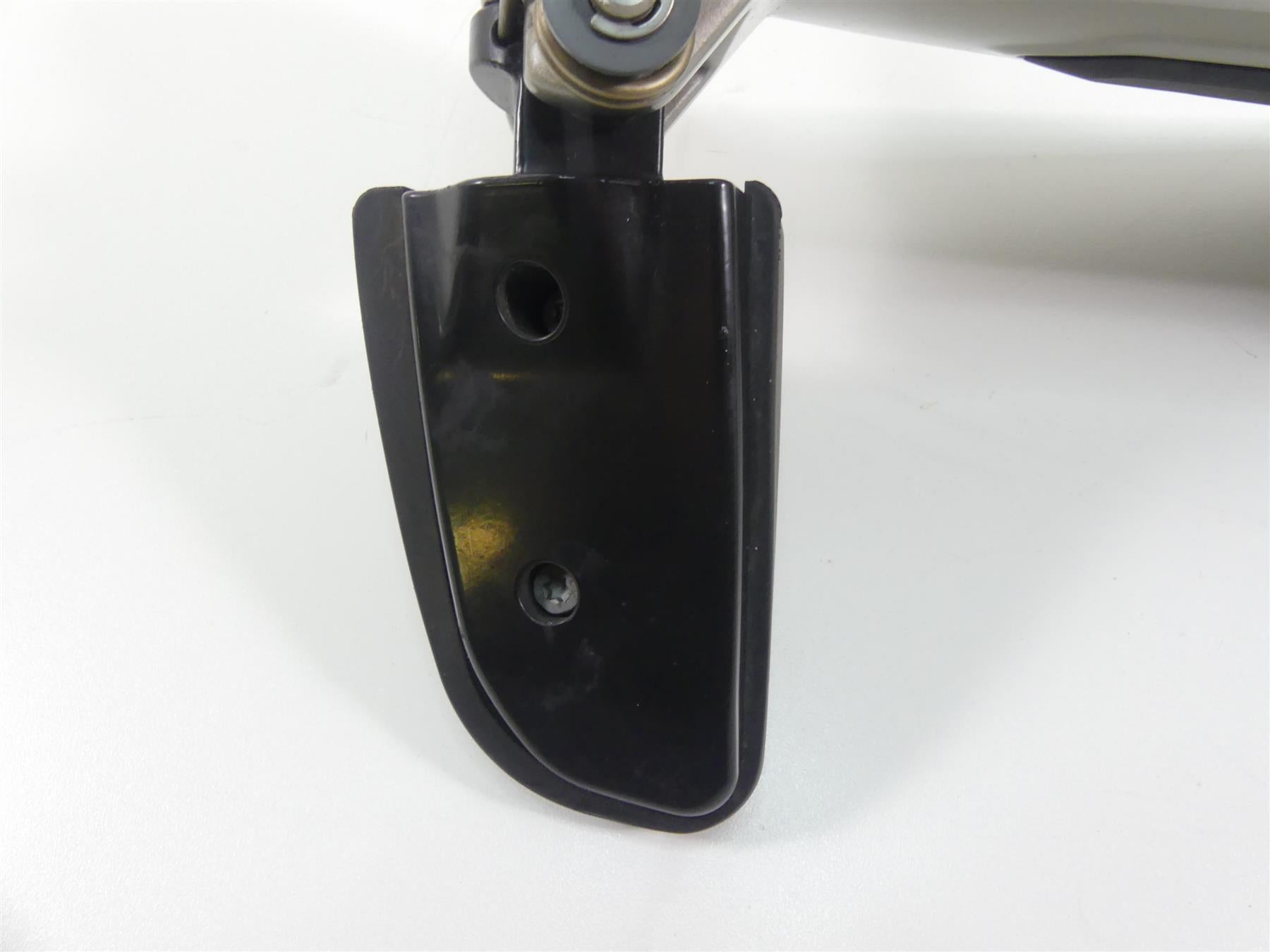 2014 BMW K1600 GTL K48 Right Footpeg Foot Peg & Bracket Mount 46717728224 {{ shop.shopifyCountryName }} - Mototech271