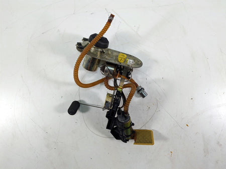 2006 Harley Touring FLHTCUI Electra Glide Fuel Gas Petrol Pump -Read 62897-01B {{ shop.shopifyCountryName }} - Mototech271