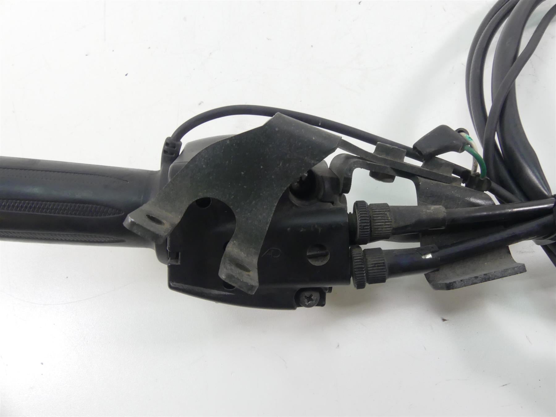 2015 Victory Cross Country Tour Heated Grips + Right Control Switch Set 4011357 {{ shop.shopifyCountryName }} - Mototech271