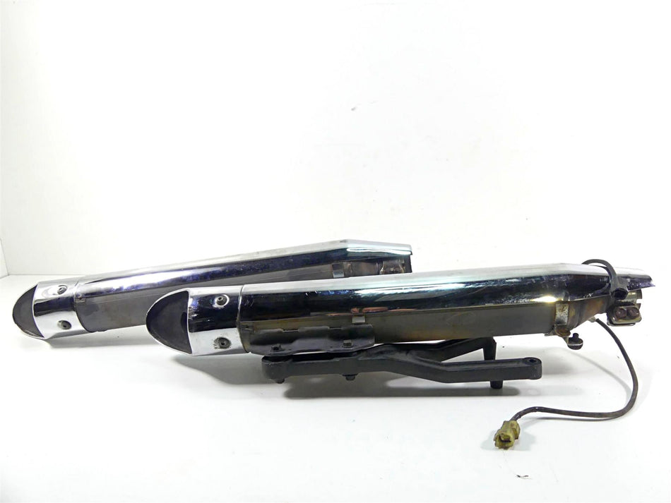 2007 Honda VTX1800 T2 Exhaust Muffler Damper Pipe 18305-MCV-B01 18405-MCV-B01 {{ shop.shopifyCountryName }} - Mototech271