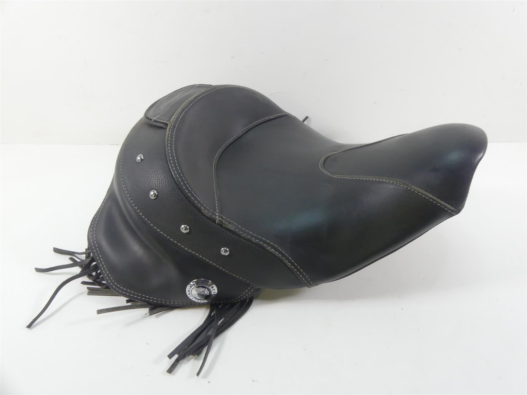 2016 Indian Chieftain Dark Horse Front Rider Driver Studded Saddle Seat 2205996 {{ shop.shopifyCountryName }} - Mototech271