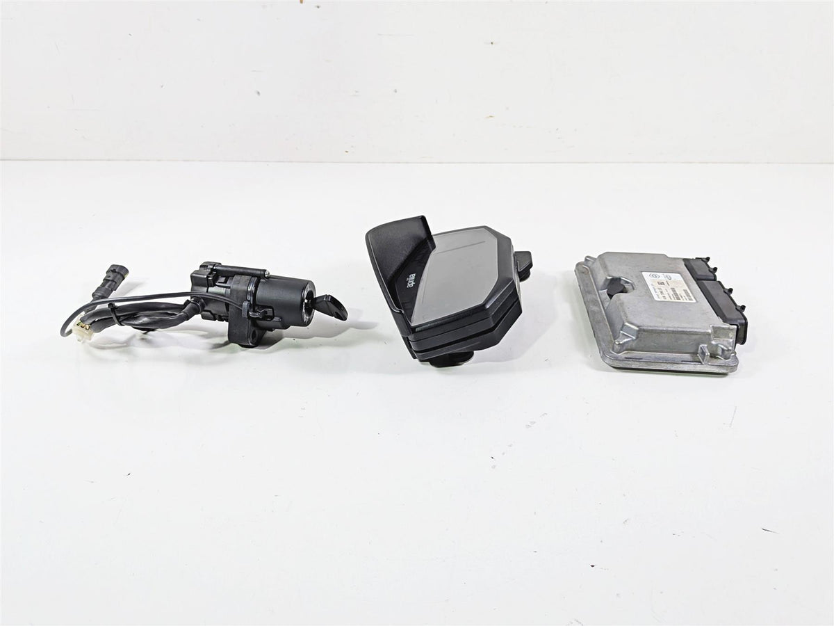 2018 Aprilia RSV4 RR Speedometer Cdi Ignition Switch Key Set 858580 2D000556 {{ shop.shopifyCountryName }} - Mototech271