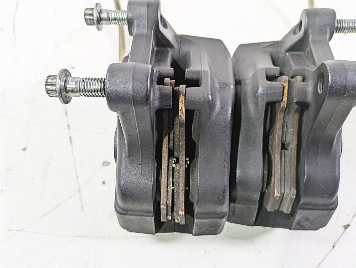 2012 Harley VRSCF Muscle V Rod Front Brembo Brake Caliper Set 44731-08 44732-08 {{ shop.shopifyCountryName }} - Mototech271
