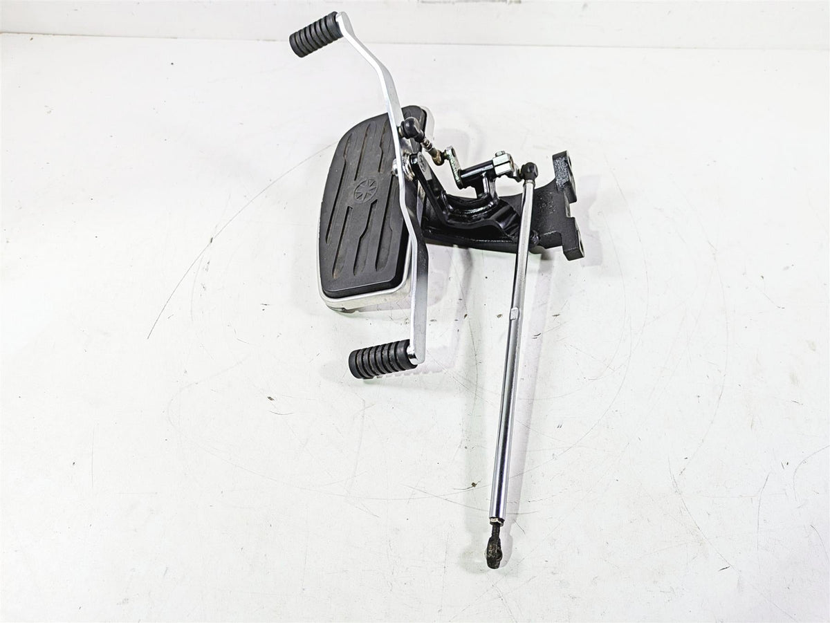 2004 Yamaha XVZ1300 Royal Star Left Floorboard Set & Shifter 4XY-27410-10-00 {{ shop.shopifyCountryName }} - Mototech271