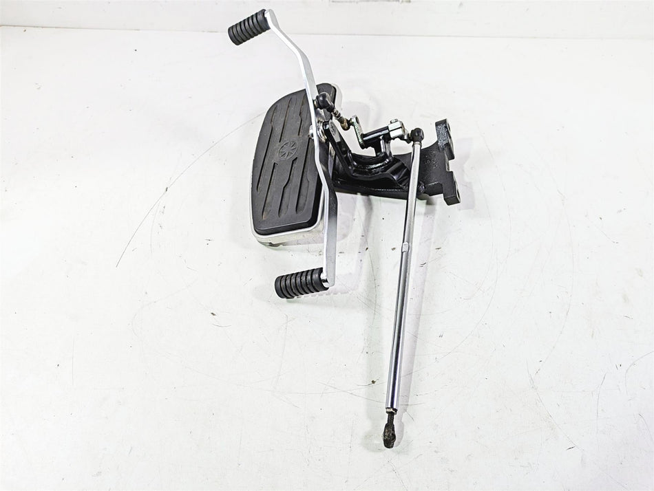 2004 Yamaha XVZ1300 Royal Star Left Floorboard Set & Shifter 4XY-27410-10-00 {{ shop.shopifyCountryName }} - Mototech271