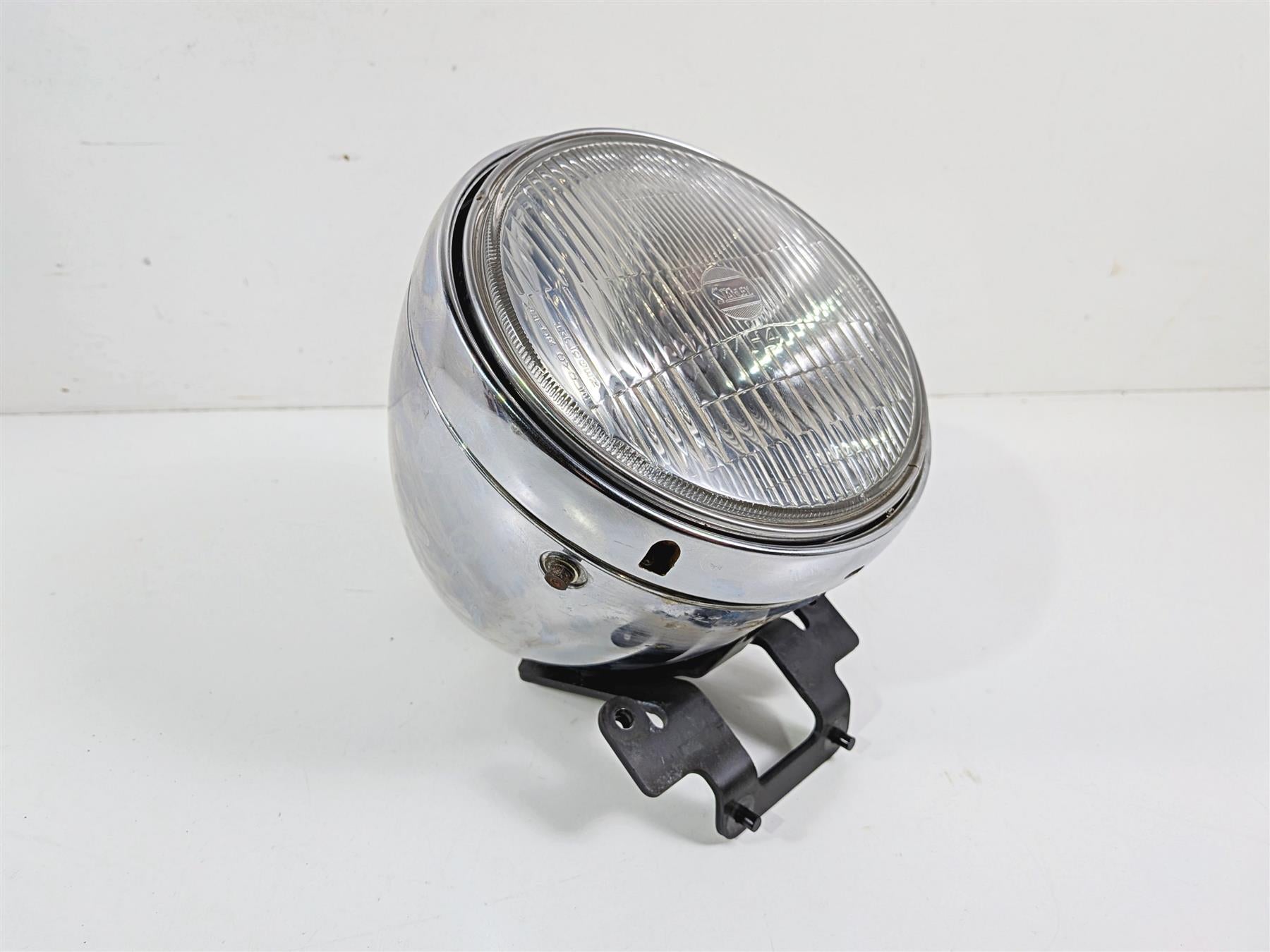 2002 Honda Shadow VT750 CDA Deluxe Headlight Lamp Bucket Lens READ 61301-MBA-000 {{ shop.shopifyCountryName }} - Mototech271
