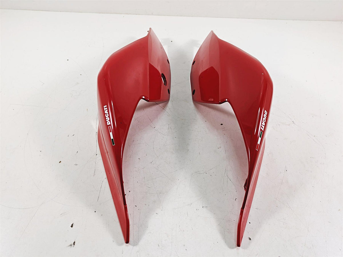 2016 Ducati Panigale 1299 S Red Tail Side Cover Fairing Set 48212021A 48212031A {{ shop.shopifyCountryName }} - Mototech271