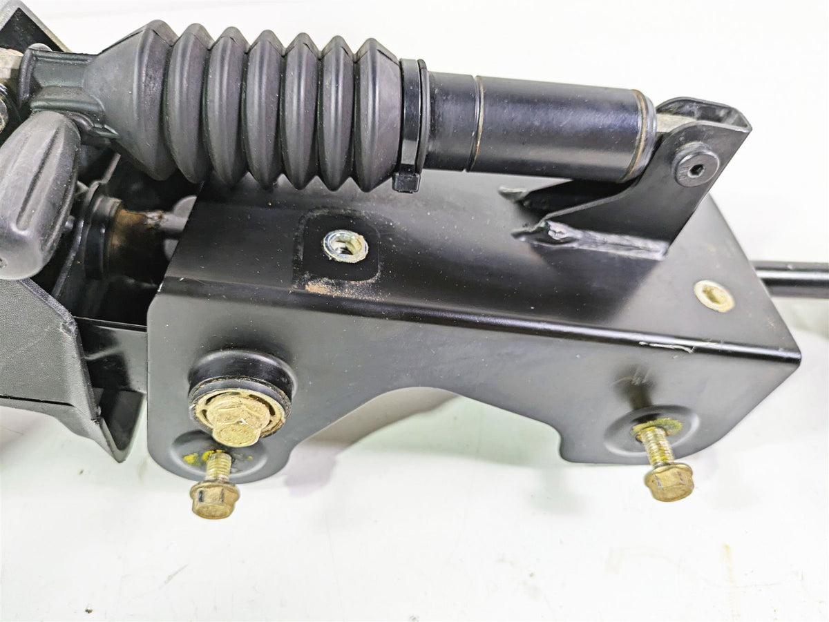 2022 Can-Am Defender XMR HD10 Steering Wheel Mount Damper Set 709401513 {{ shop.shopifyCountryName }} - Mototech271