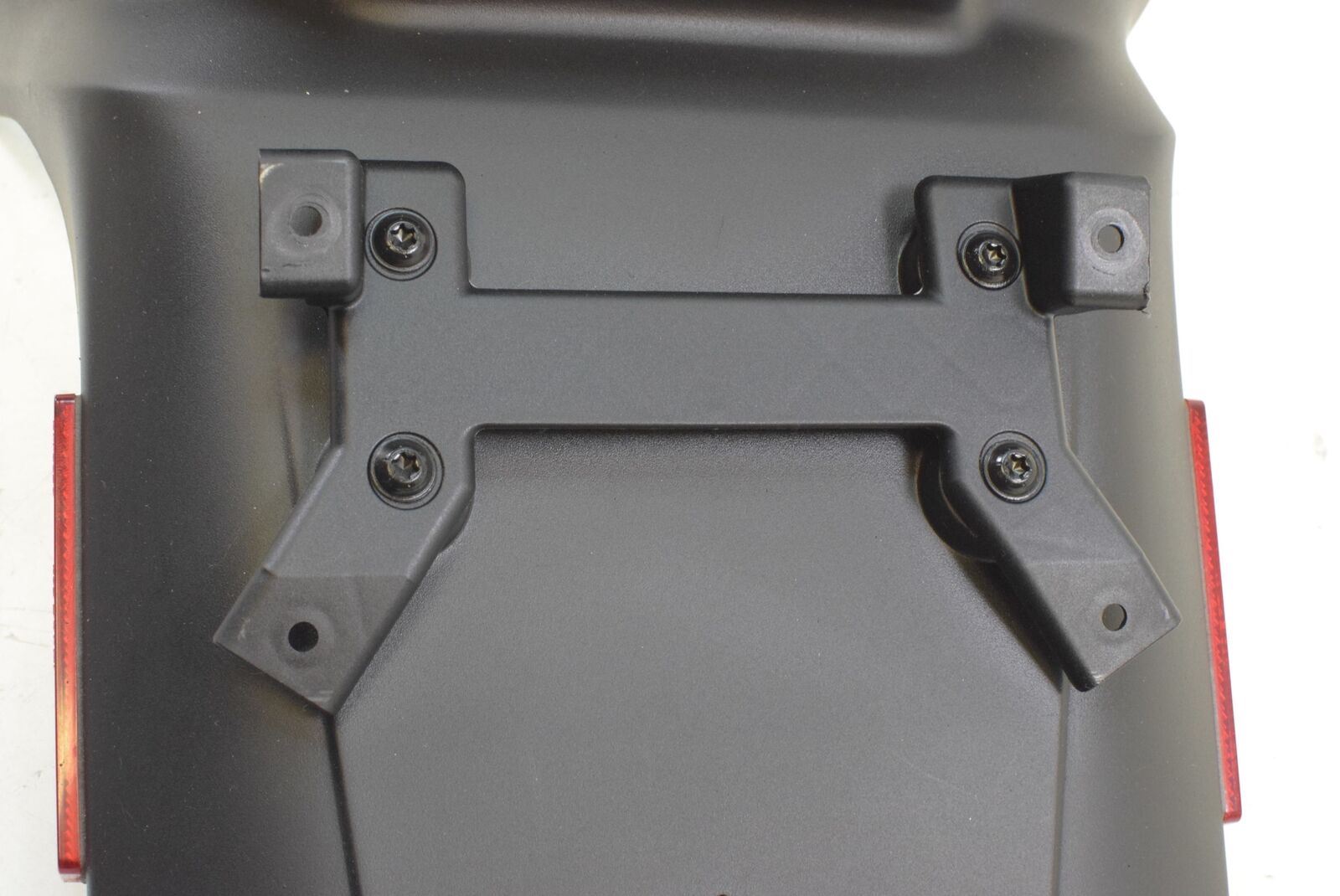 2014 BMW R1200 RT K52 License Plate Holder Mud Guard Assy 46627728673 {{ shop.shopifyCountryName }} - Mototech271