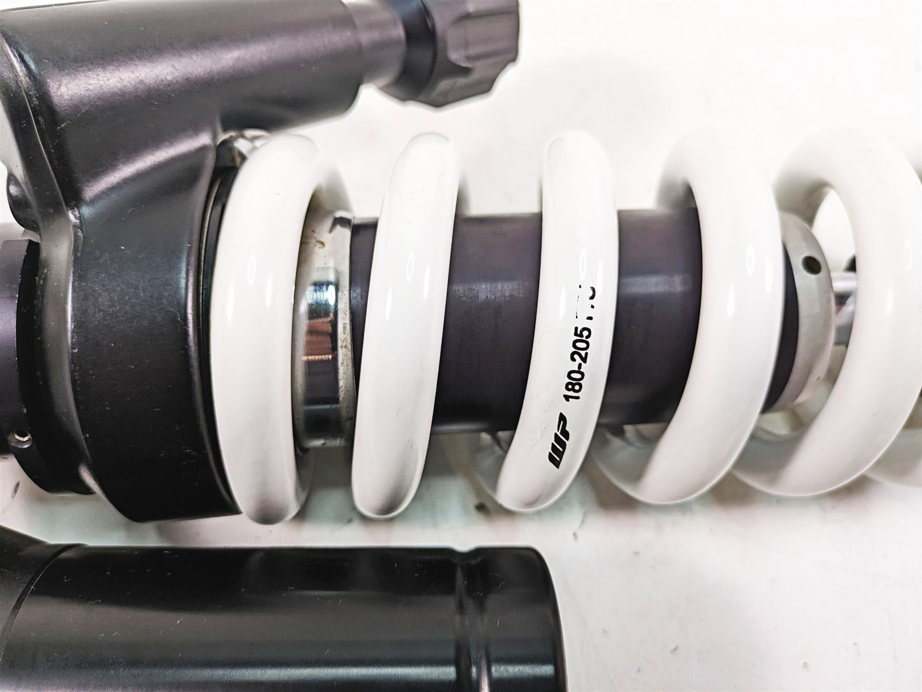 2020 KTM 1290 Super Adventure R Straight WP Rear Shock Damper 15187Q2501 {{ shop.shopifyCountryName }} - Mototech271