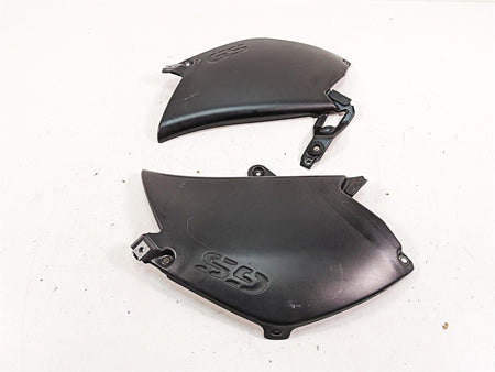 2007 BMW R1200GS K255 Adv Between Leg Side Cover Set 46637698234 46637727269 {{ shop.shopifyCountryName }} - Mototech271