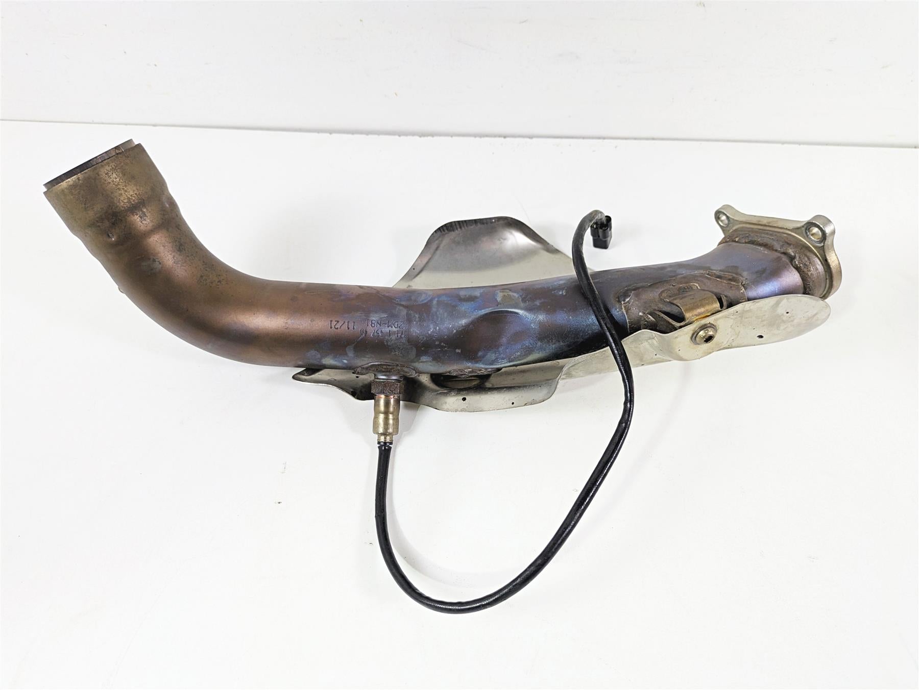 2022 Ducati Hypermotard 950 Exhaust Chamber & Header & Servo 57212111A {{ shop.shopifyCountryName }} - Mototech271