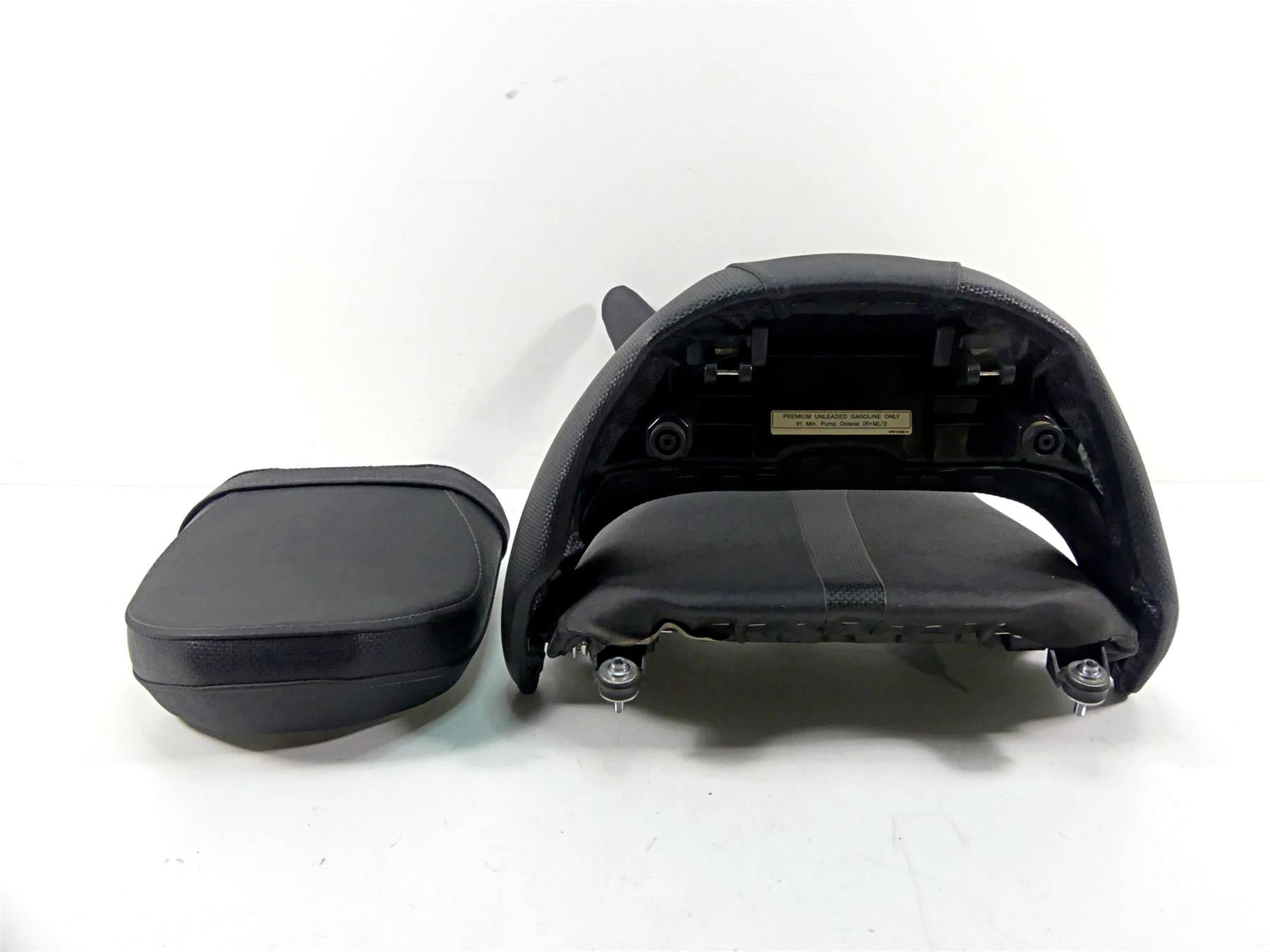 2012 Yamaha VMX17 VMAX 1700 Front Rear Mid Seat Set - Nice 2S3-24710-10-00 {{ shop.shopifyCountryName }} - Mototech271