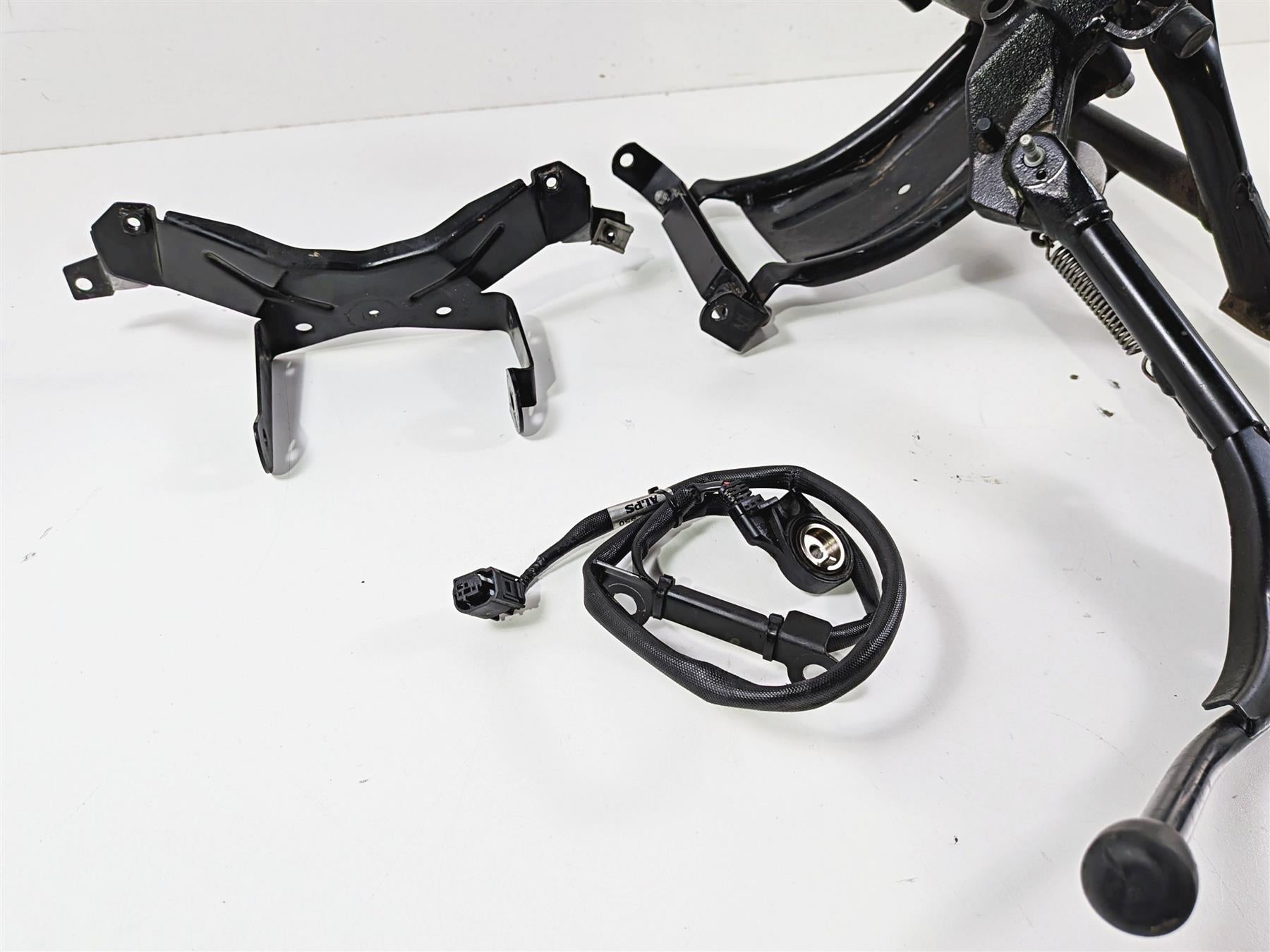 2002 BMW K1200LT 89V3 Center & Side Kickstand & Mount 46522332167 46537666943 {{ shop.shopifyCountryName }} - Mototech271