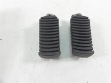 Load image into Gallery viewer, 2008 BMW R1200GS K25 Passenger Pillion Footpeg Foot Peg Rest Set 46712310403 | Mototech271
