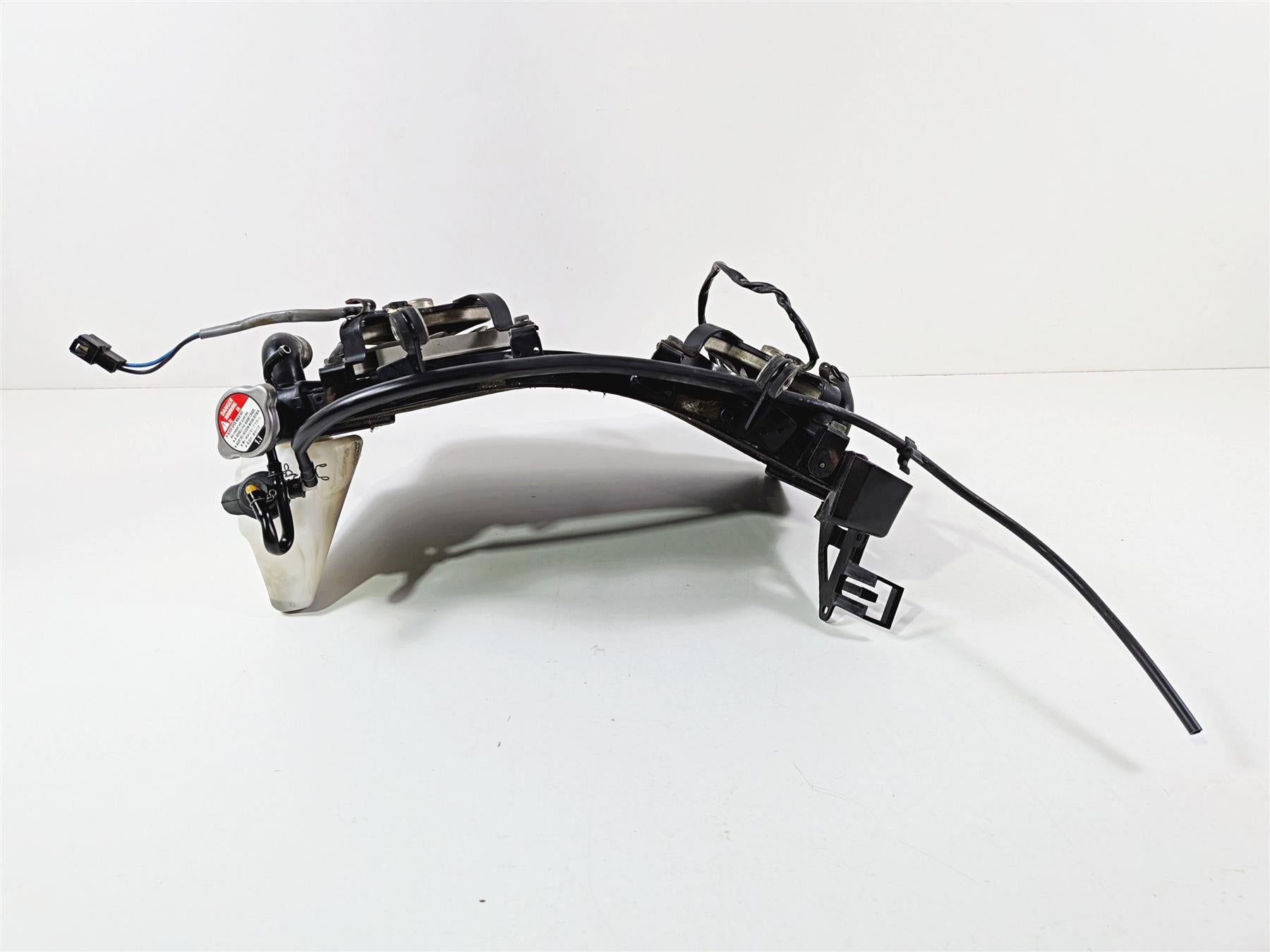 2008 Yamaha YZF R1 RN19 Radiator Fan Reservoir Set - No Leaks 4C8-12461-00-00 {{ shop.shopifyCountryName }} - Mototech271
