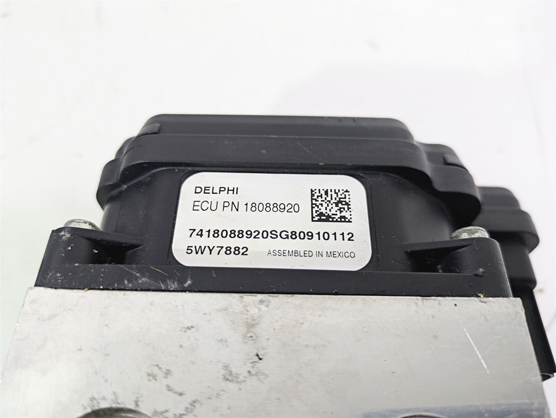 2008 Harley Touring FLHTP Electra Glide Abs Brake Pump Unit Module 40688-08 {{ shop.shopifyCountryName }} - Mototech271