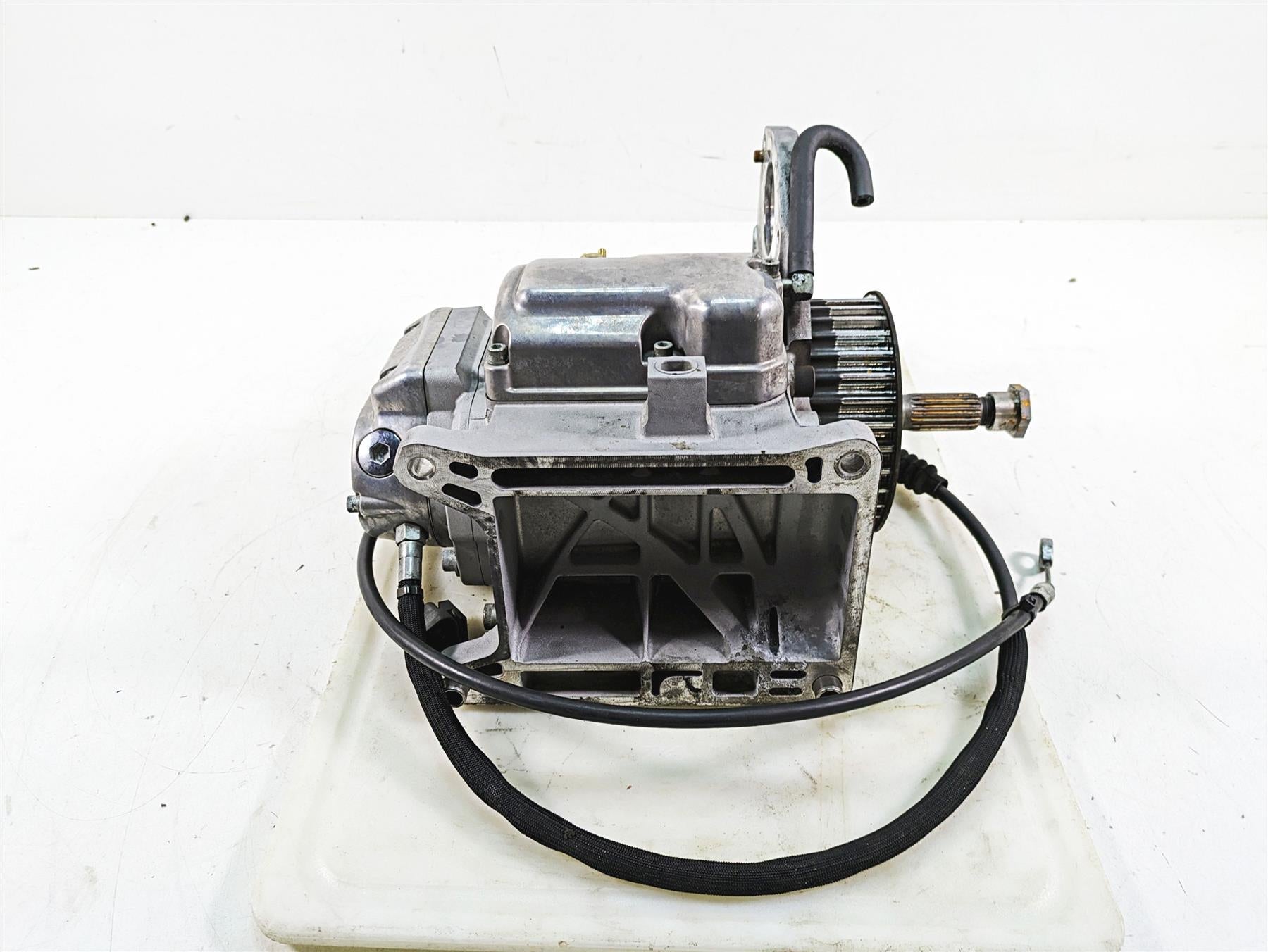 2006 Harley FLSTI Softail Heritage 5-Speed Transmission Gear Box 33098-06A {{ shop.shopifyCountryName }} - Mototech271
