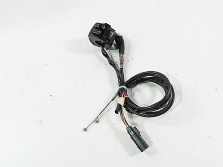 2010 Harley VRSCF Muscle Rod Right Hand Control Switch READ 71684-06A 71683-06A {{ shop.shopifyCountryName }} - Mototech271
