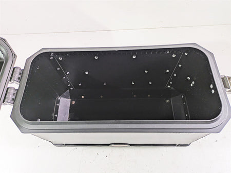 2016 Moto Guzzi Stelvio 1200 8V NTX Left Saddlebag Saddle Bag Case + Keys 886930 {{ shop.shopifyCountryName }} - Mototech271