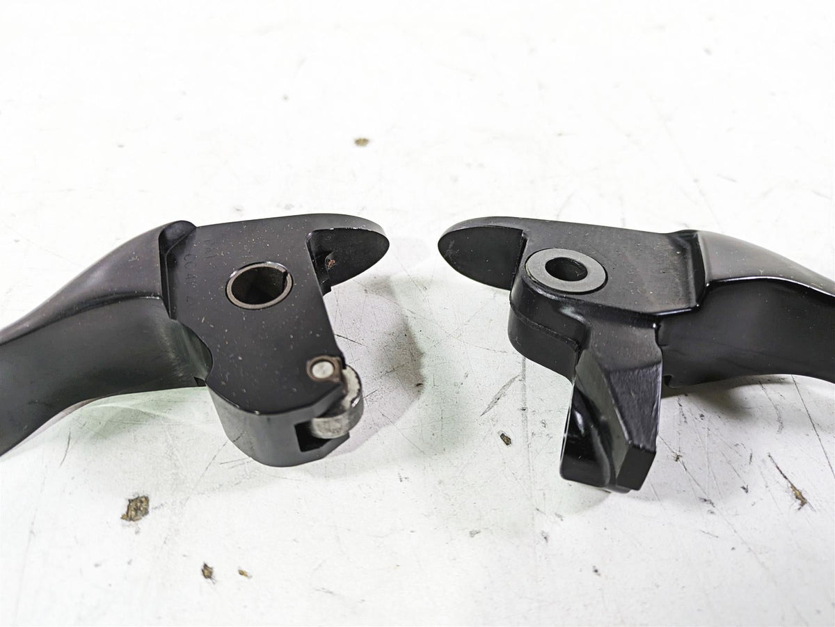 2015 Harley Touring FLHXS Street Glide Oem Edge Cut Lever Set 5311792 36700067 {{ shop.shopifyCountryName }} - Mototech271