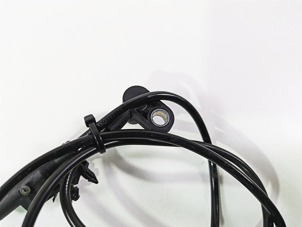 2019 BMW R1250RT K52 Front Abs Brake Wheel Speed Sensor 34528551611 34529443105 {{ shop.shopifyCountryName }} - Mototech271