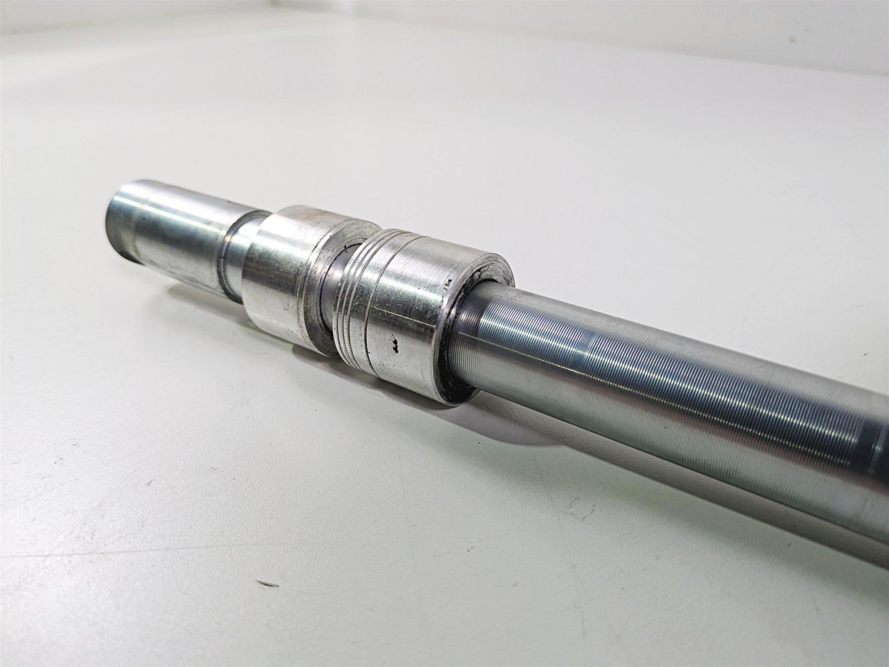 2016 Harley FXDF Dyna Fat Bob Front Axle Wheel Spindle 25mm 41547-07A {{ shop.shopifyCountryName }} - Mototech271