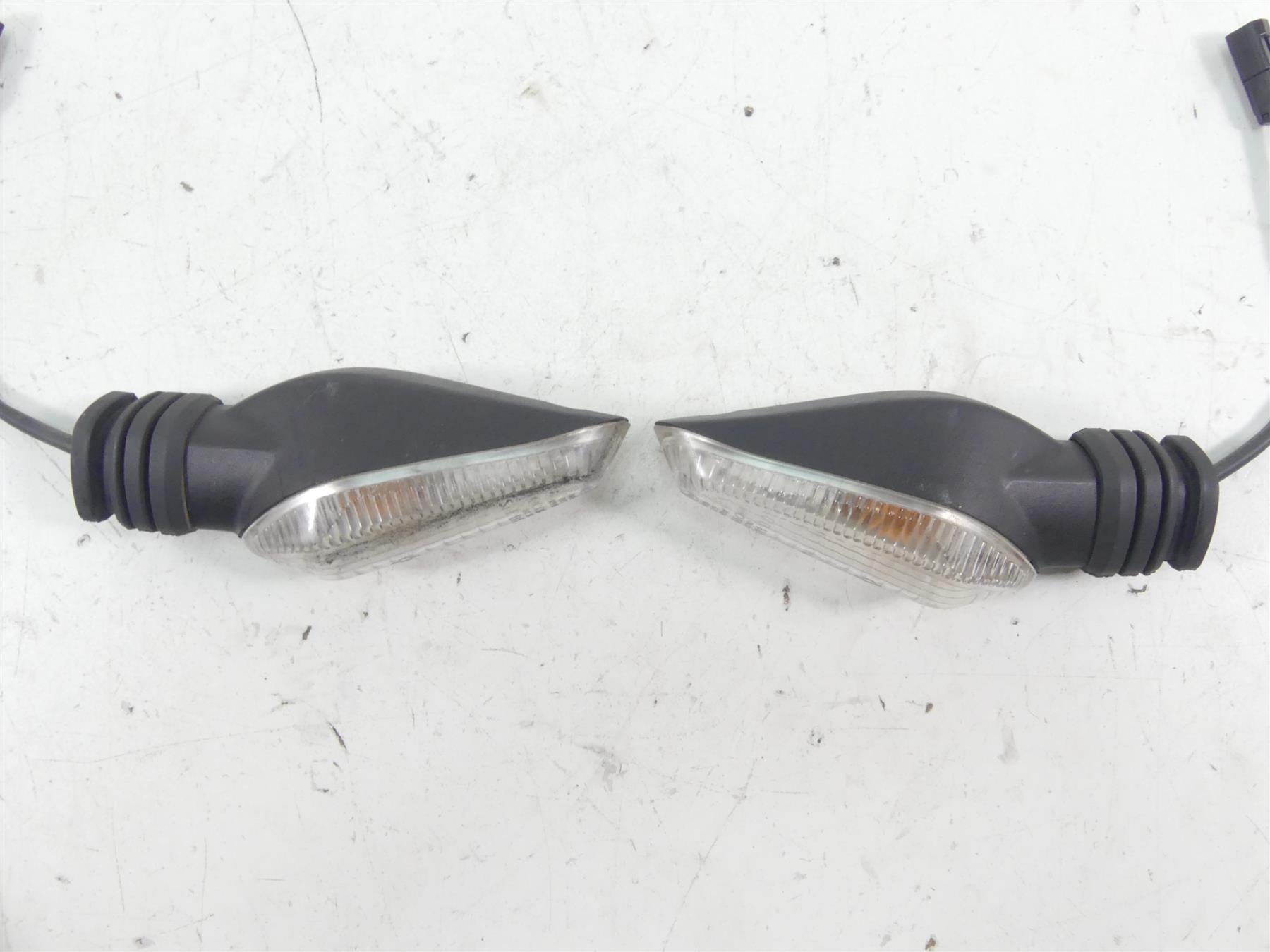 2020 Ducati Multistrada 1260 Enduro Rear Turn Signal Blinker Set 53010226A {{ shop.shopifyCountryName }} - Mototech271
