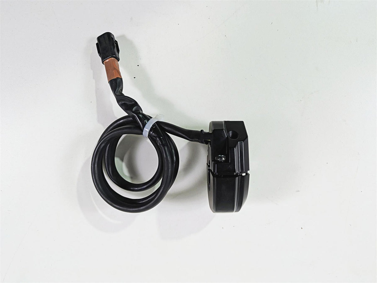 2024 Triumph Tiger 900 GT Ride Fly By Wire Throttle Sensor T2042074 {{ shop.shopifyCountryName }} - Mototech271