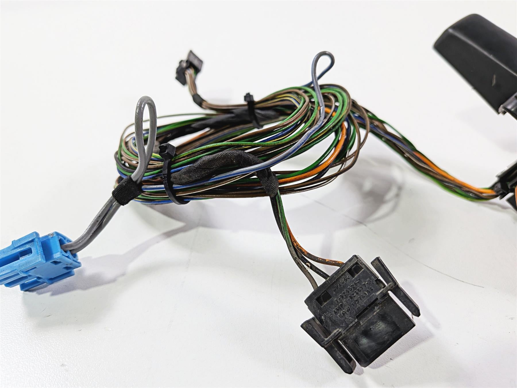 2002 BMW K1200LT 89V3 Right Hand Control Switch Start Kill 7650732 61317708370 {{ shop.shopifyCountryName }} - Mototech271